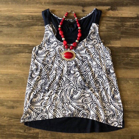 Ann Taylor Navy & White Paisley Pattern Tank Top size Medium Petite - Picture 2 of 6